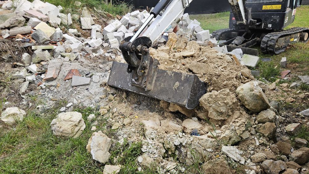 Sprzątanie działek, Wywóz gruzu, ziemi, zieleni, odpadów budowlanych!