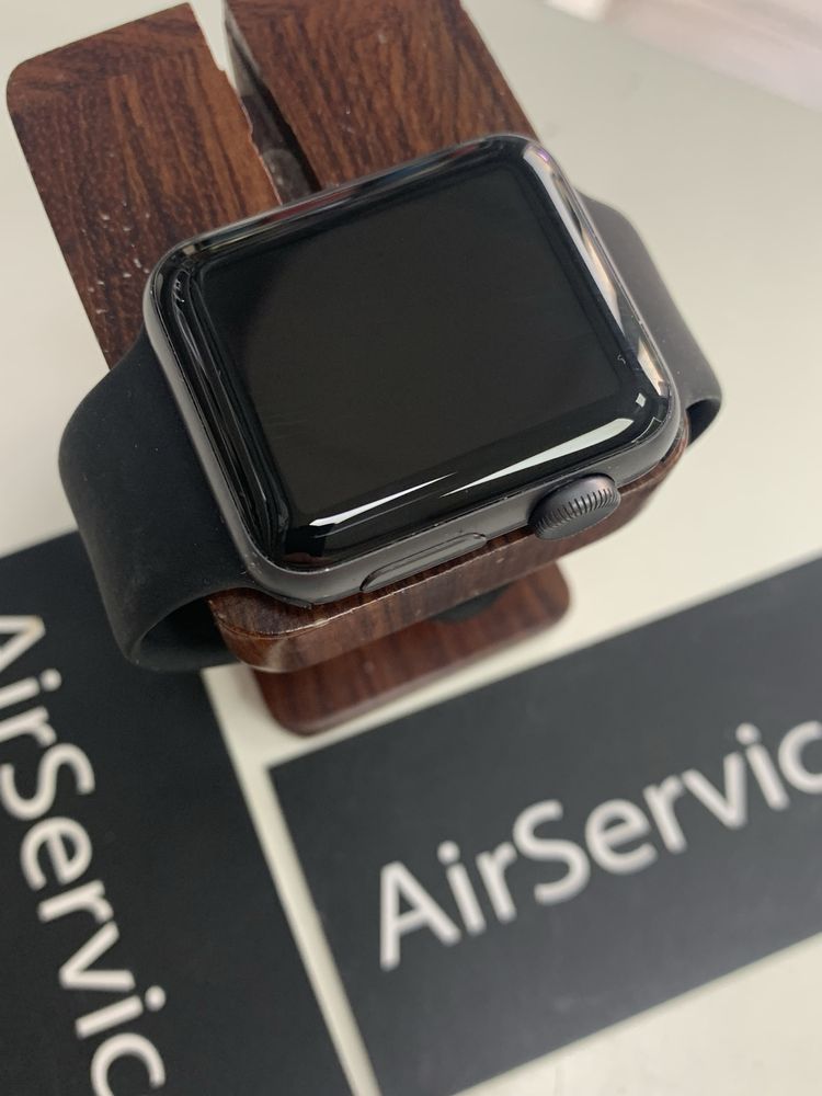Оригінальні  Apple watch series 3 38 mm