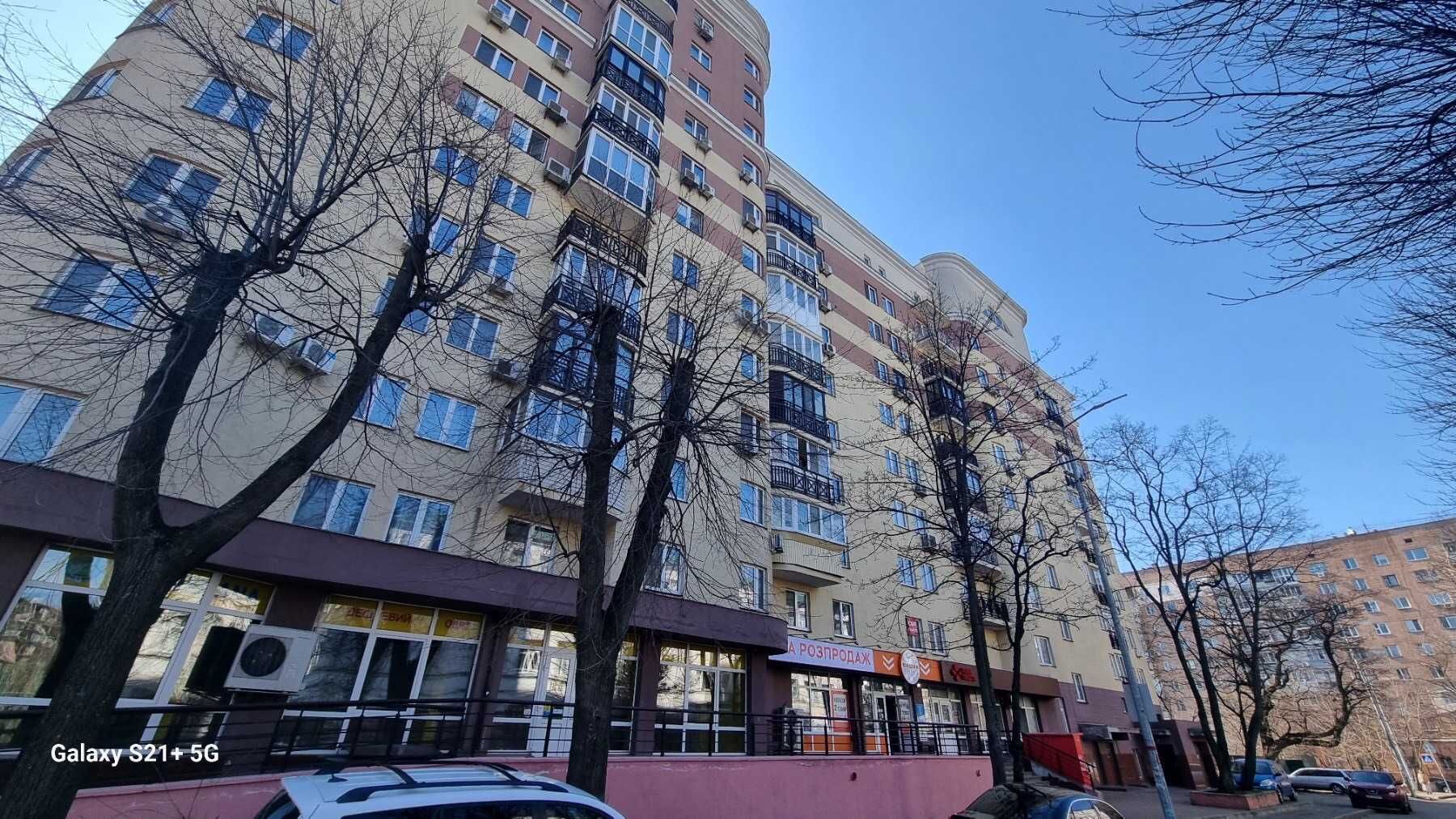 Продам 4 комнатную квартиру  156.3 кв.м. на ул.Татарской 27\4