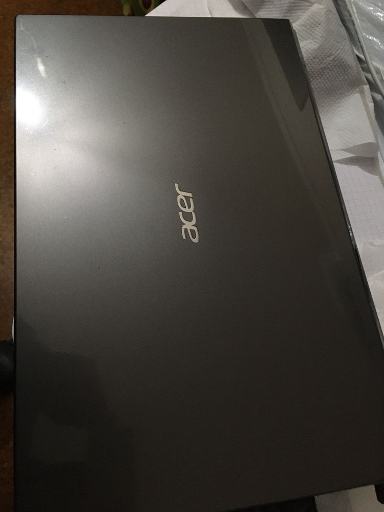 PC Portatil 17,3” Full HD Intrl Core i7, 8gb