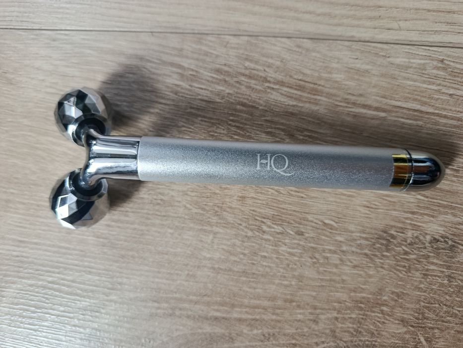 Soniczny masażer do twarzy HQ