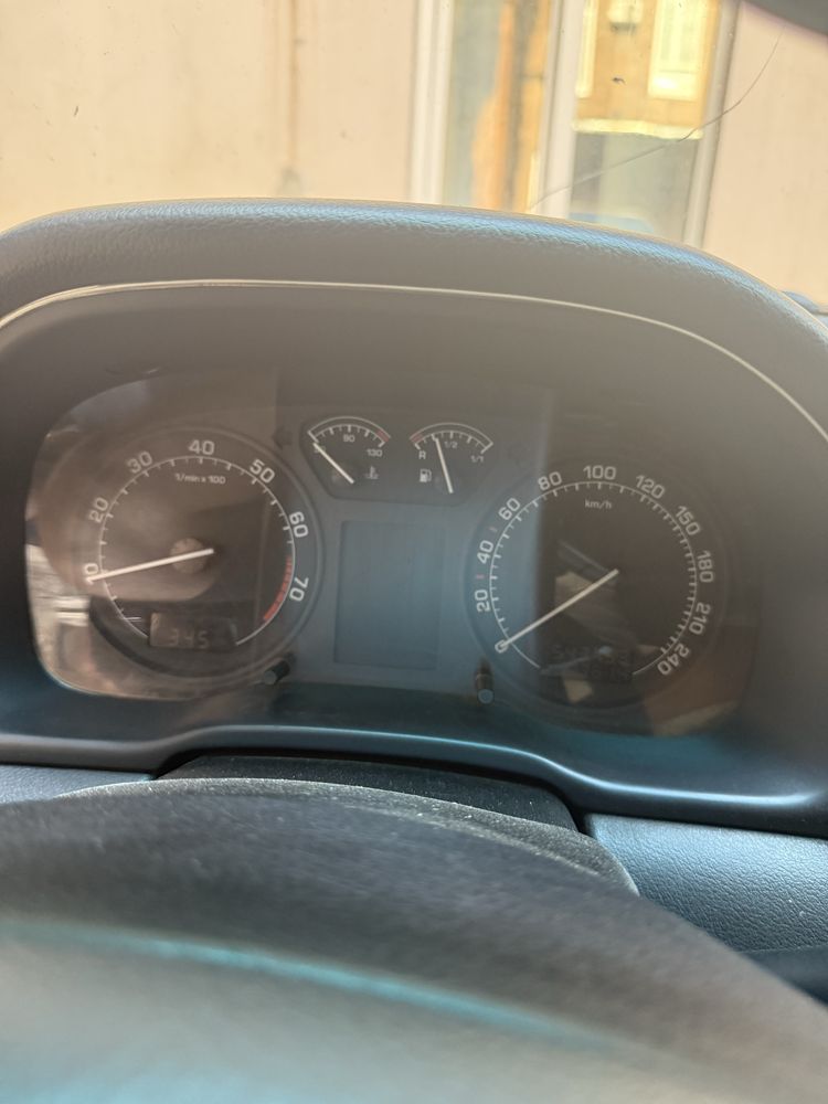 Авто skoda octavia 1.8 турбо. По ТП