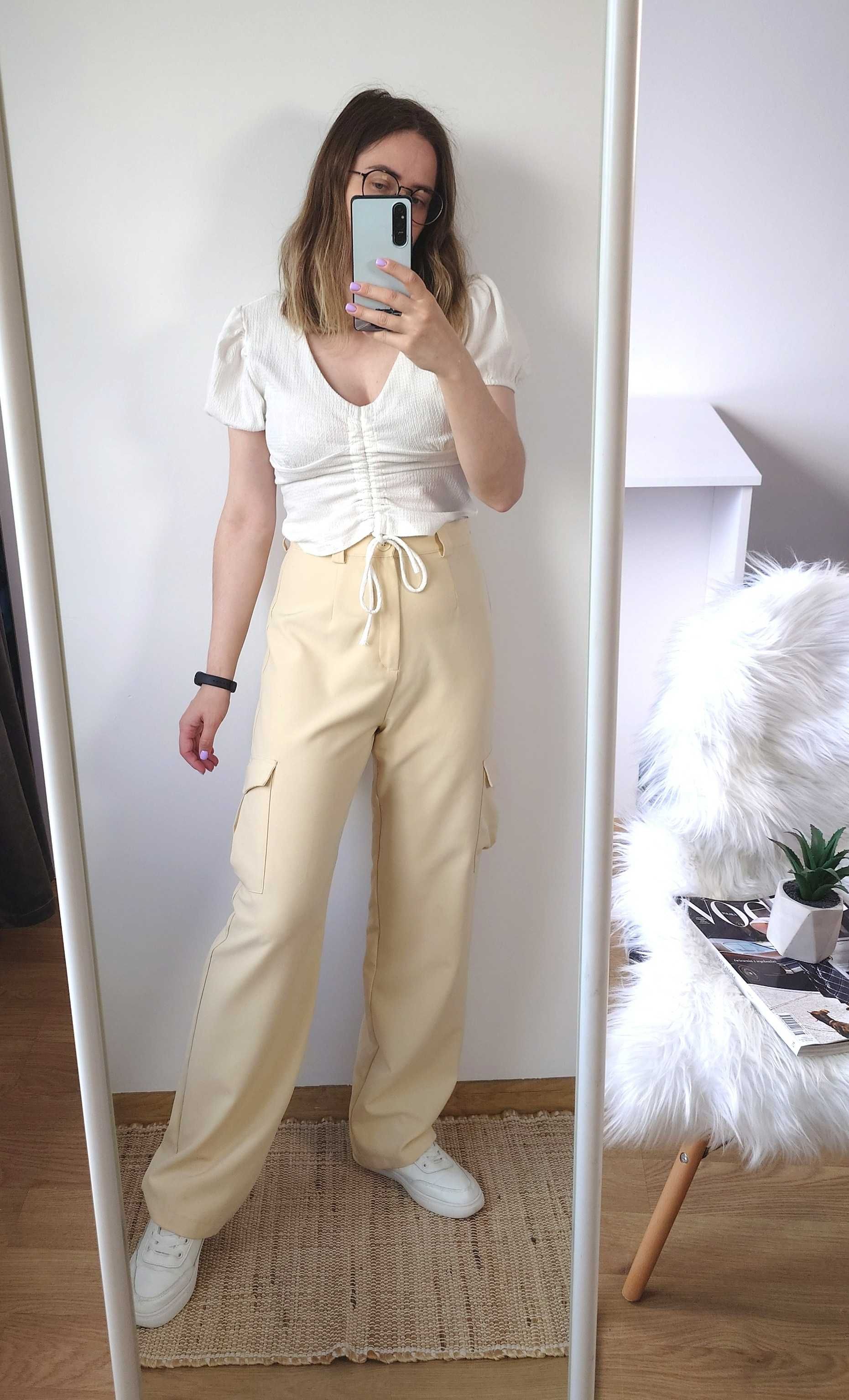 Beżowe szerokie spodnie jogger, Primark 40