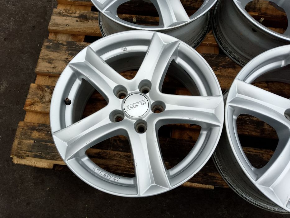 Felgi aluminiowe Hyundai Kia Toyota 16 5x114.3