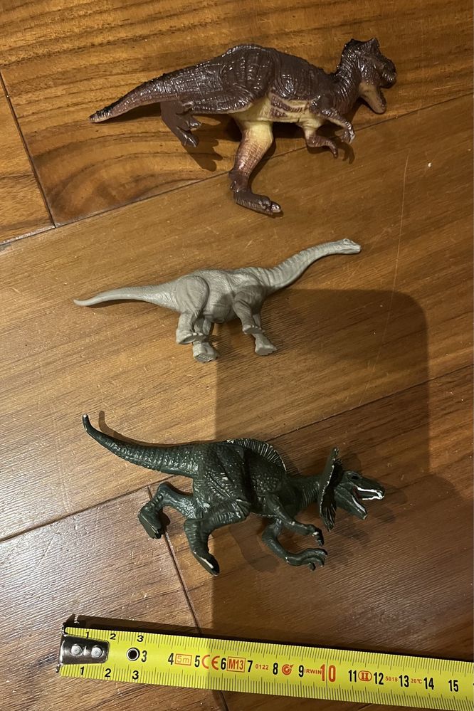 Dinozaury 3 sztuki figurki