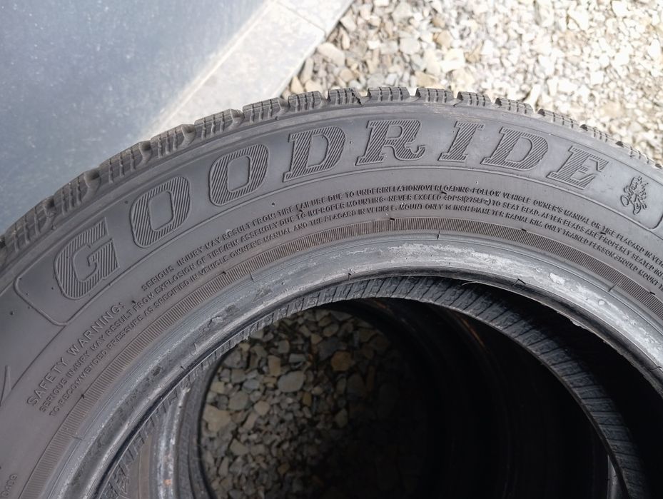195/65R15 opony zimowe Goodride jak nowe