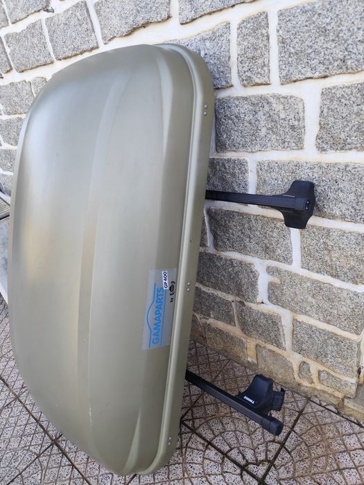 Bagageiro de Teto Gamaparts GP 400. Com barras Thule sweden