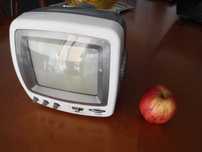 Televisão - Mini TV a pilhas decorativa