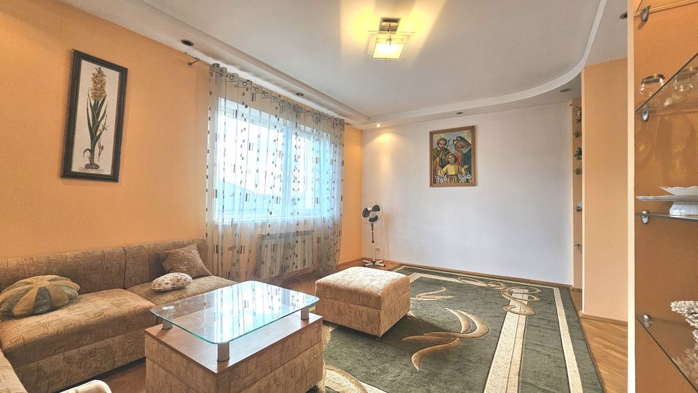 Продаж будинку для сім'ї_О