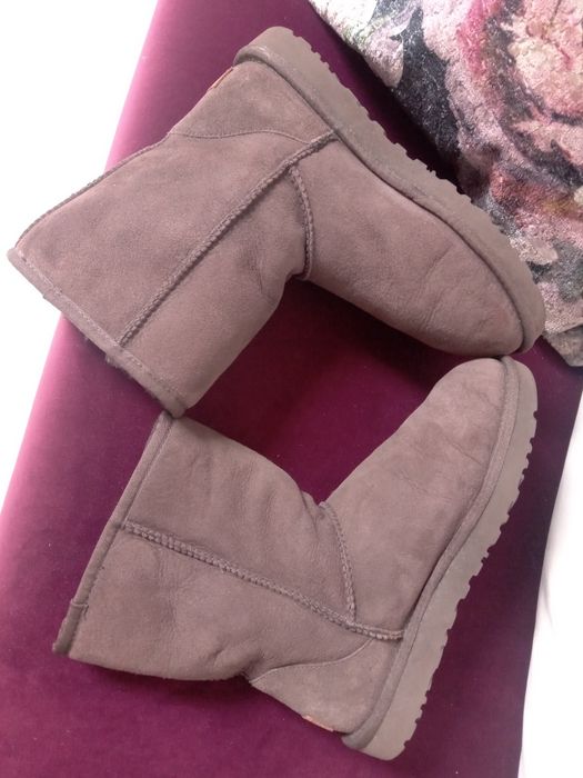 Botki UGG Classic Short II rozmiar 40