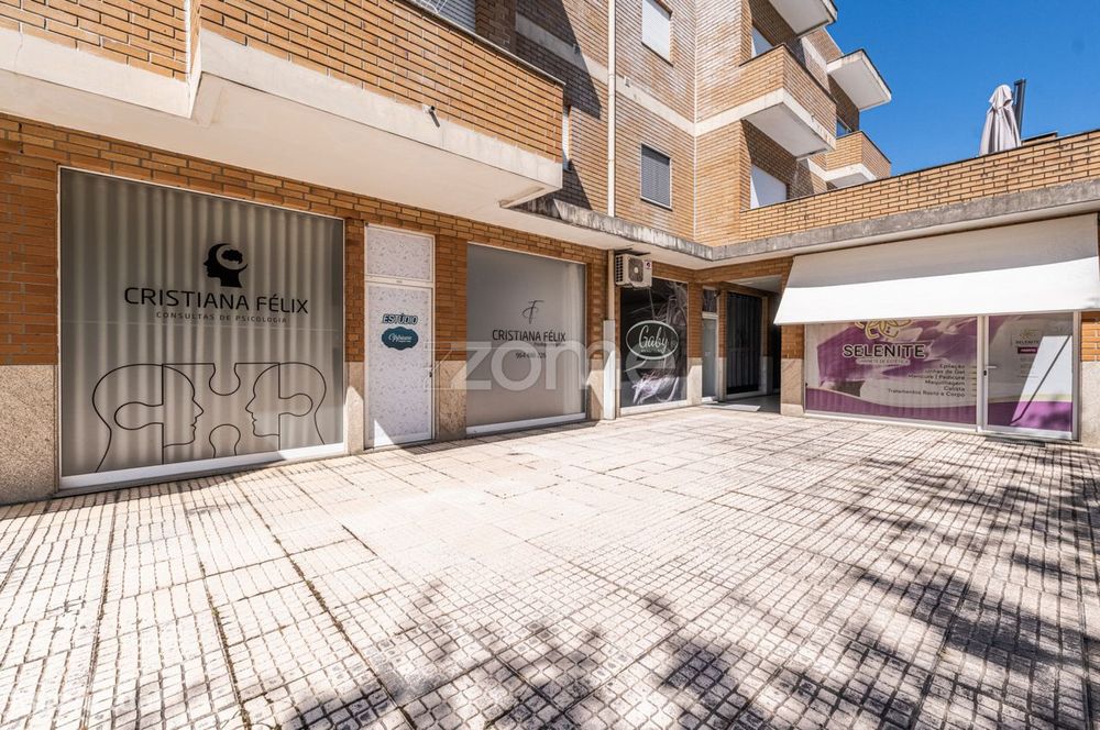 Loja em Barroselas com Garagem