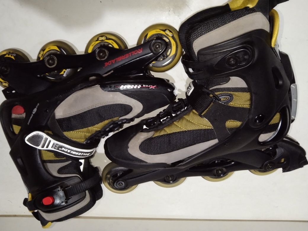 Rolki ROLLERBLADE PRO 07  rozmiar 44 wkładka 29 cm