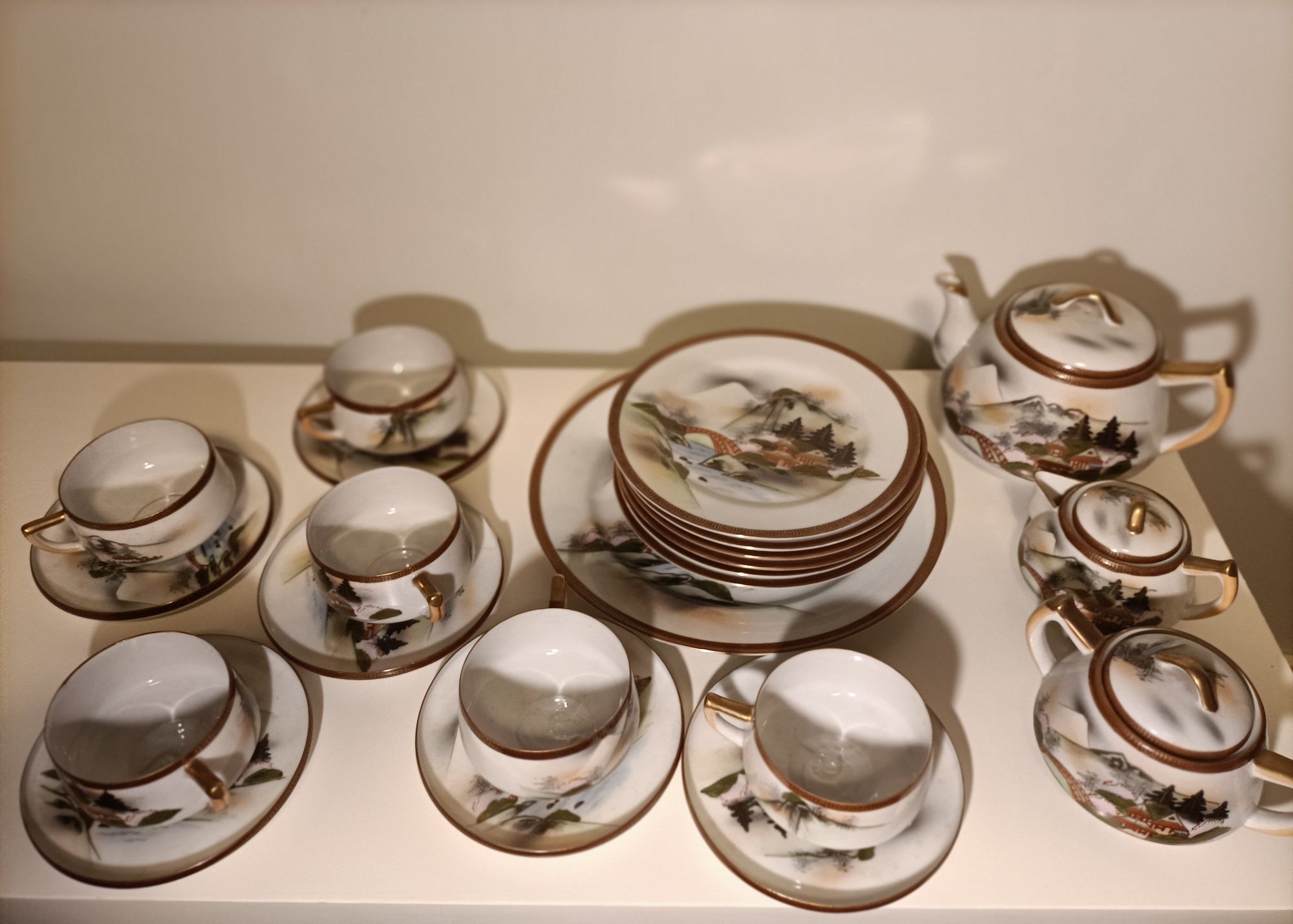 Conjunto de chá em loiça antiga japonesa
