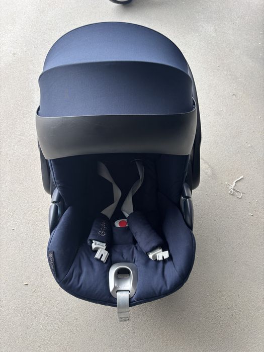 CYBEX CLOUD T i-Size + baza obrotowa