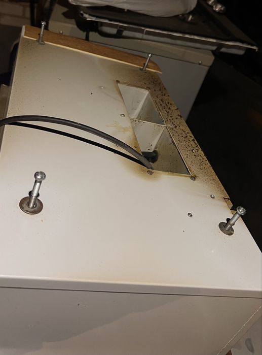 Продам кухонну витяжку Pyramida TL-60 Kolpir INOX (60 см)