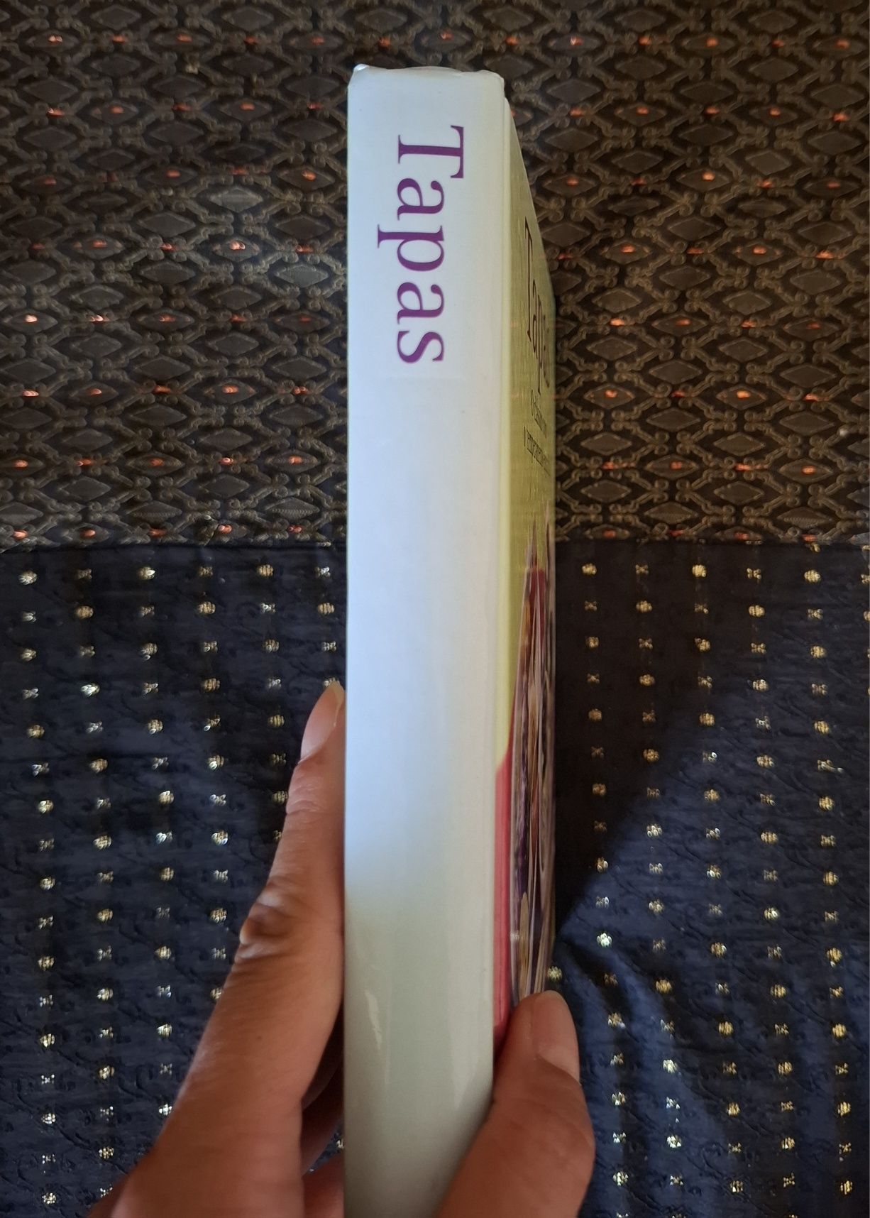Livro Tapas - O clássico com o temperamento espanhol
