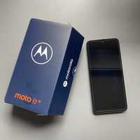 Smartfon - Motorola e13 ( 2/64GB )