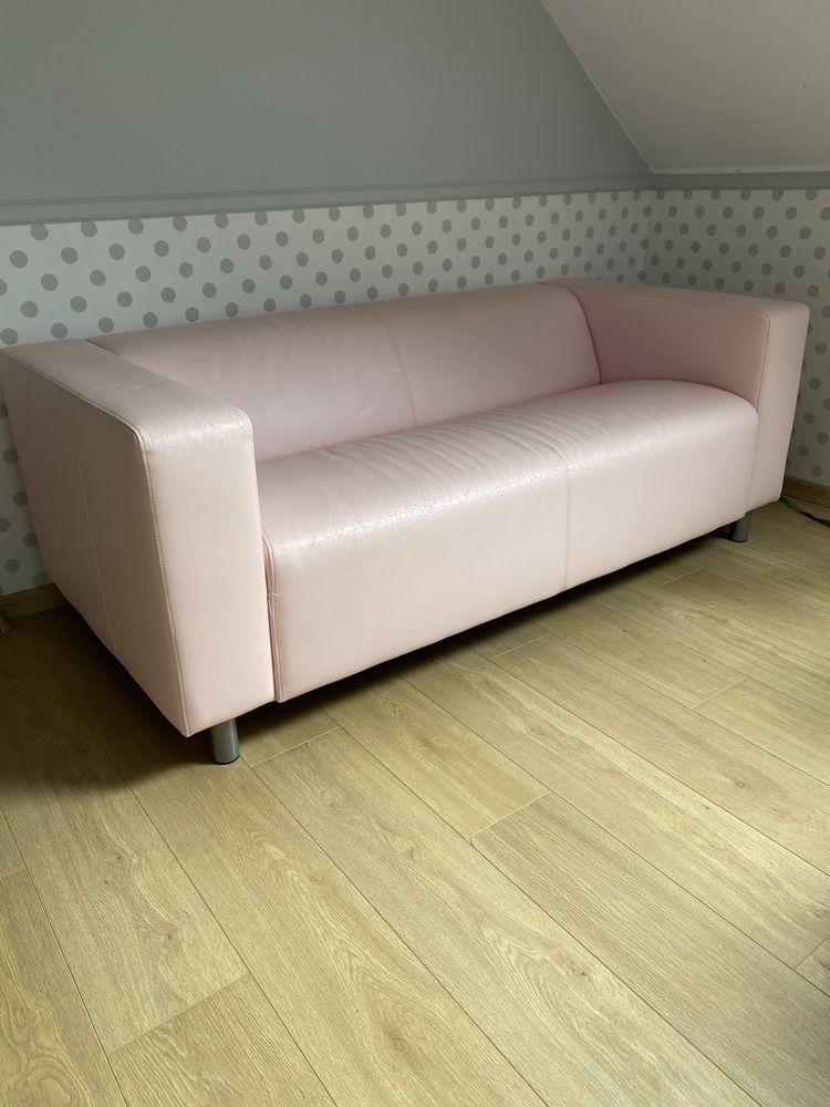 Sofa Ikea, różowa. Wymiary  dl 177cm, szerokość 85cm, wysokość 65.