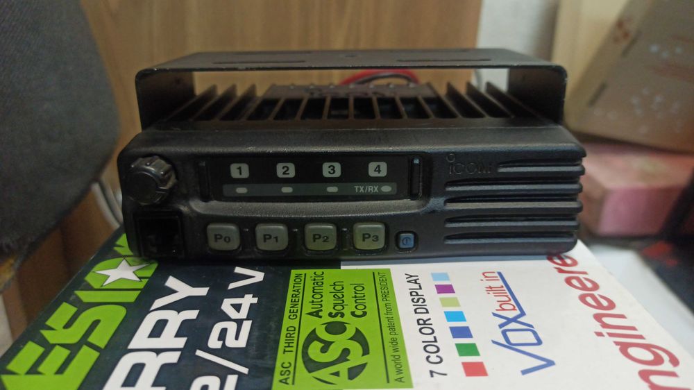 Радіостанція рація трансівер Icom ICF 111