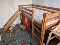 Piętrowe łóżko dziecięce ze zjeżdżalnia