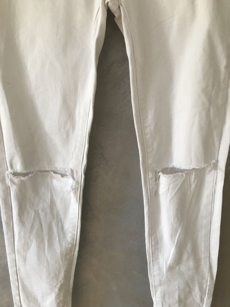 Spodnie jeansowe  białe
