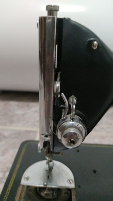 Máquina Costura OLIVA