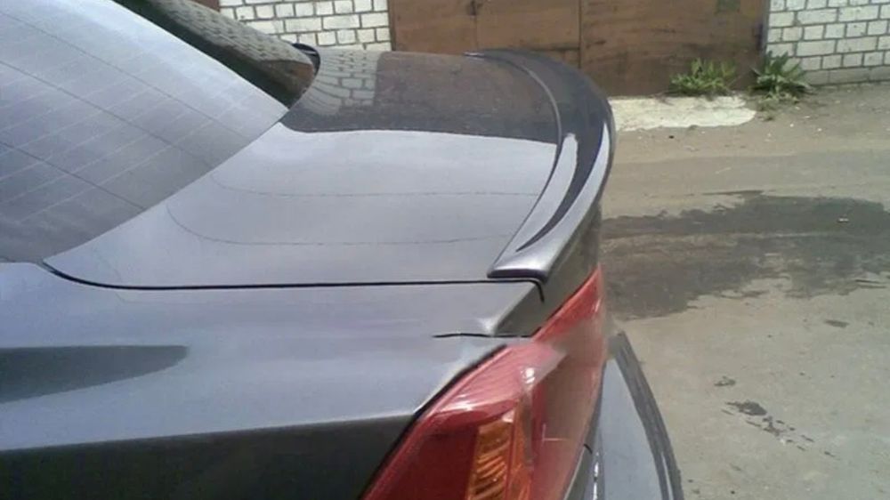 Сабля Mitsubishi Lancer X лип спойлер Ланцер 10
