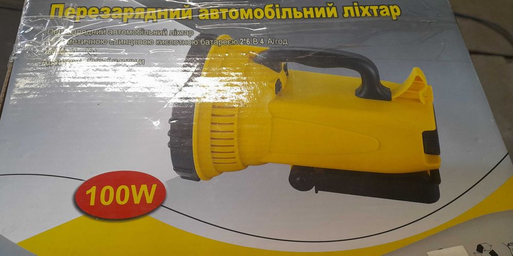 Мощный фонарь 100Вт 12В