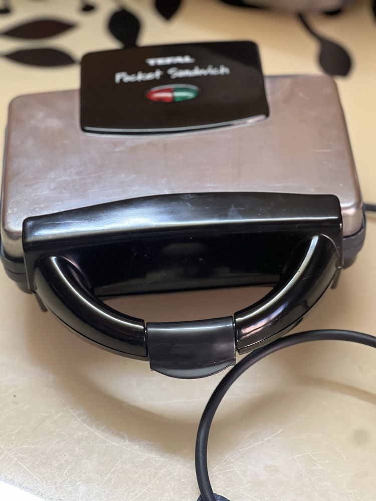 Бутербродниця Tefal