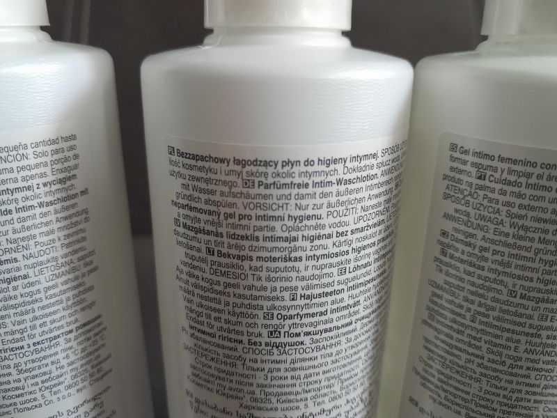 Zestaw 3 sztuk płynów do higieny intymnej Avon Care Intimate 250ml.