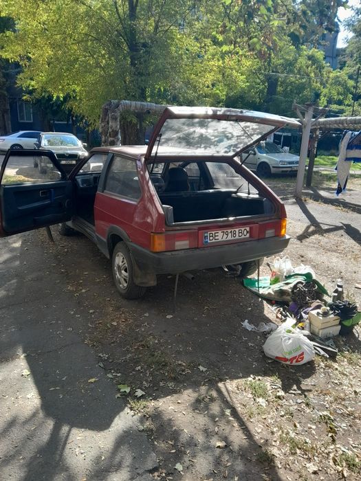 Продам машину  достойную