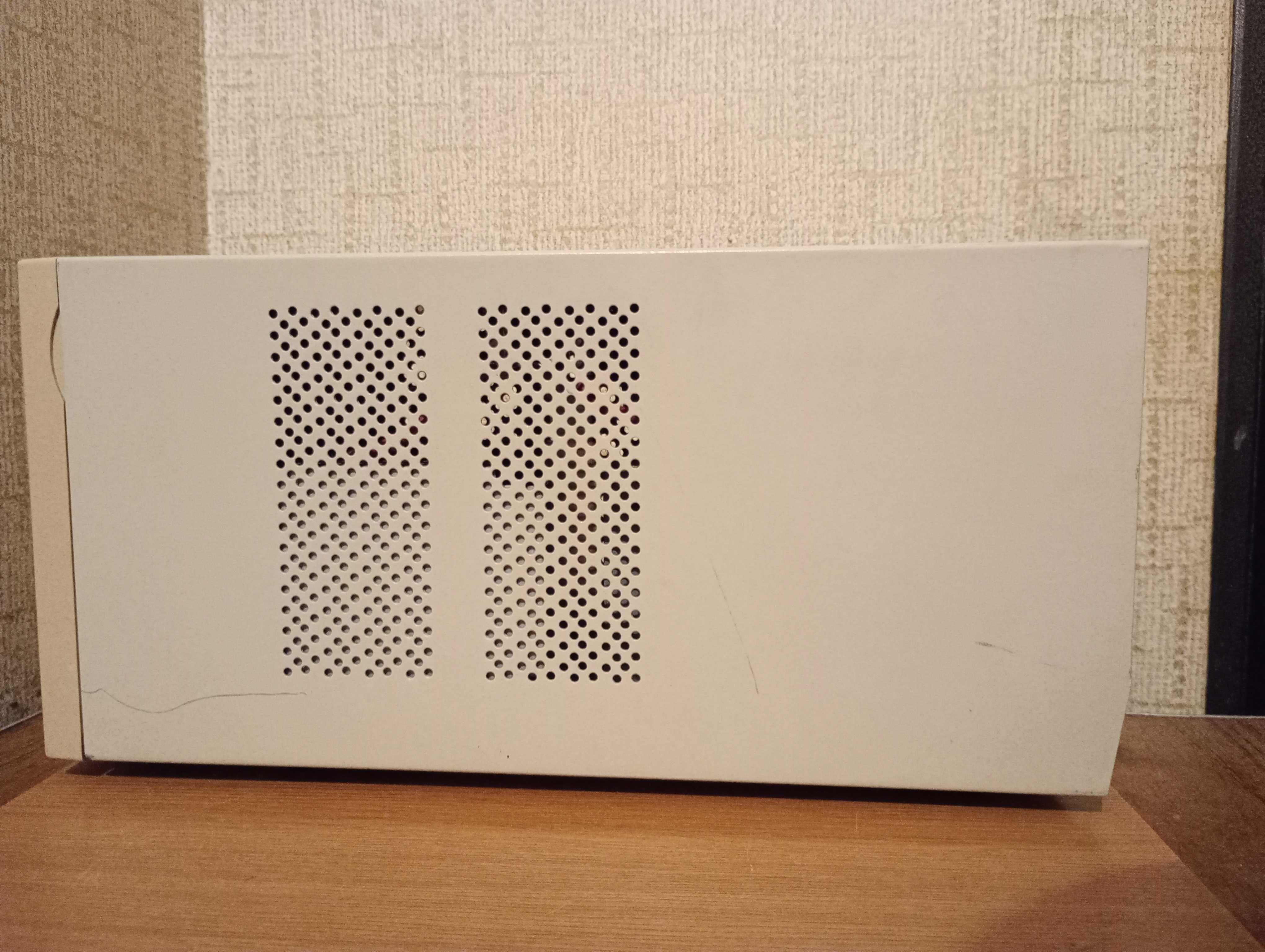 ДБЖ Ippon Smart Power Pro 1000 (600 Вт.)  (UPS, ИБП, інвертор)