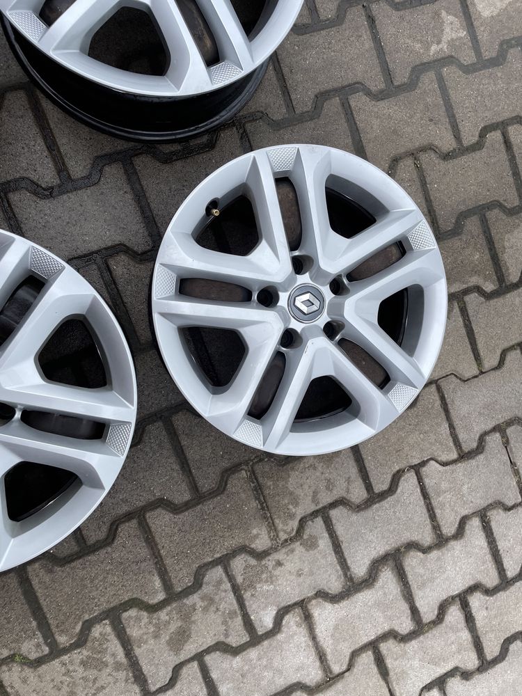 Felgi kola 16 renault megane 4 strukturalne kolpaki czujniki cisnienia