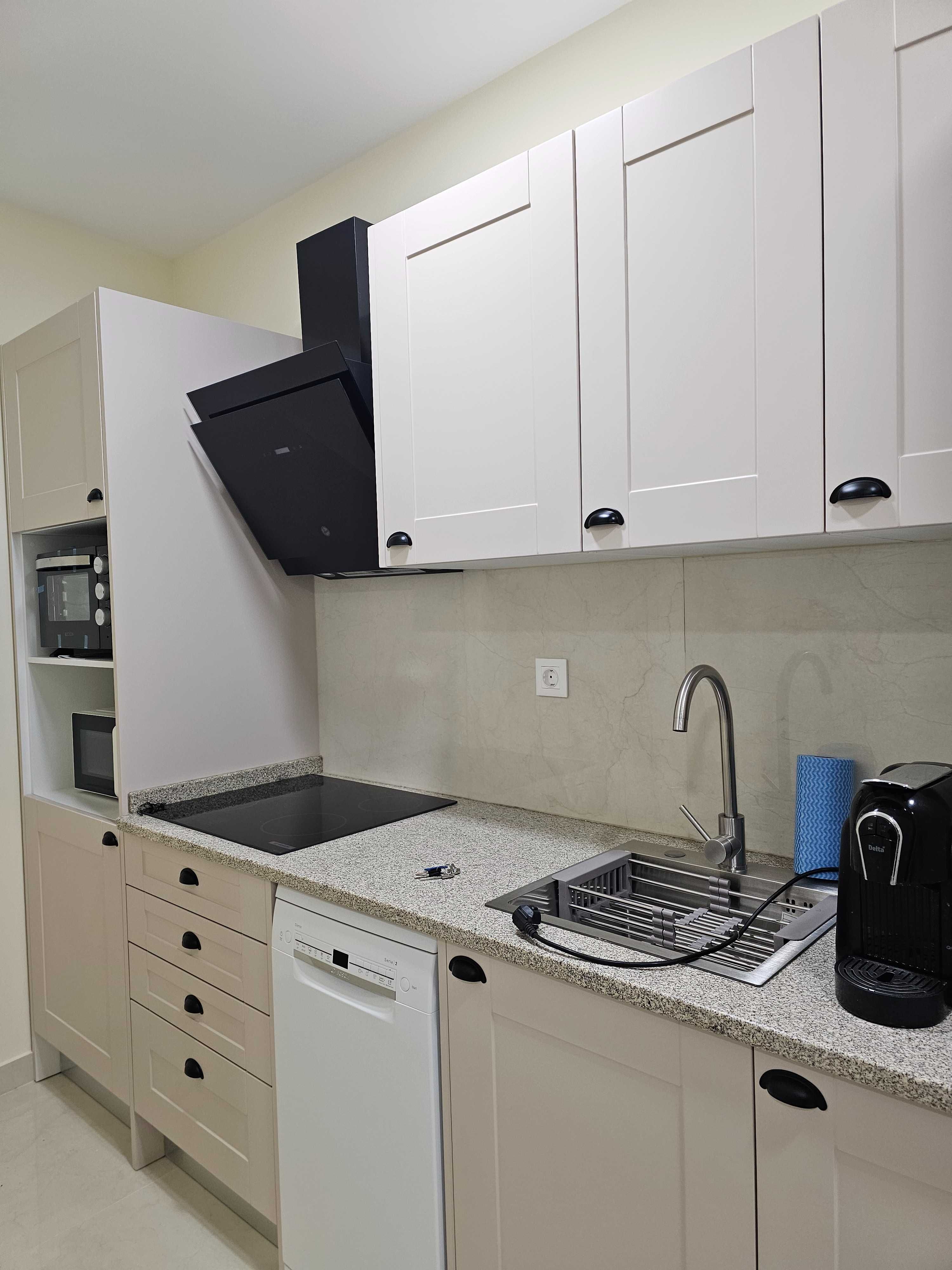 T1 Duplex Premium mobilado e equipado para Arrendamento