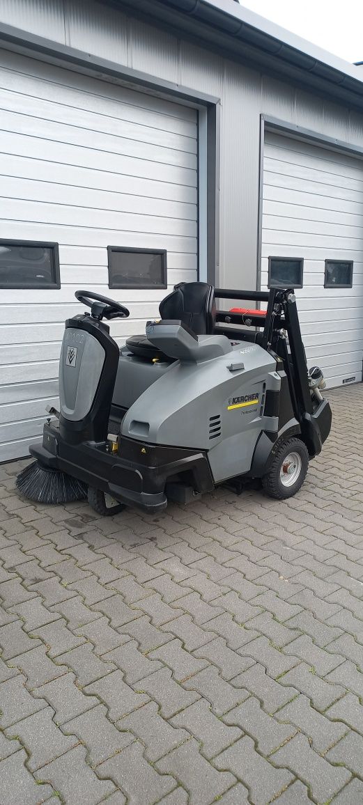 Zamiatarka Karcher km 105/110  R D