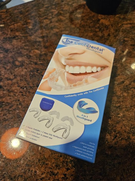 The ConfiDental Mouthguard 4-in-1 / Zestaw 3 szyn relaksacyjnych na br