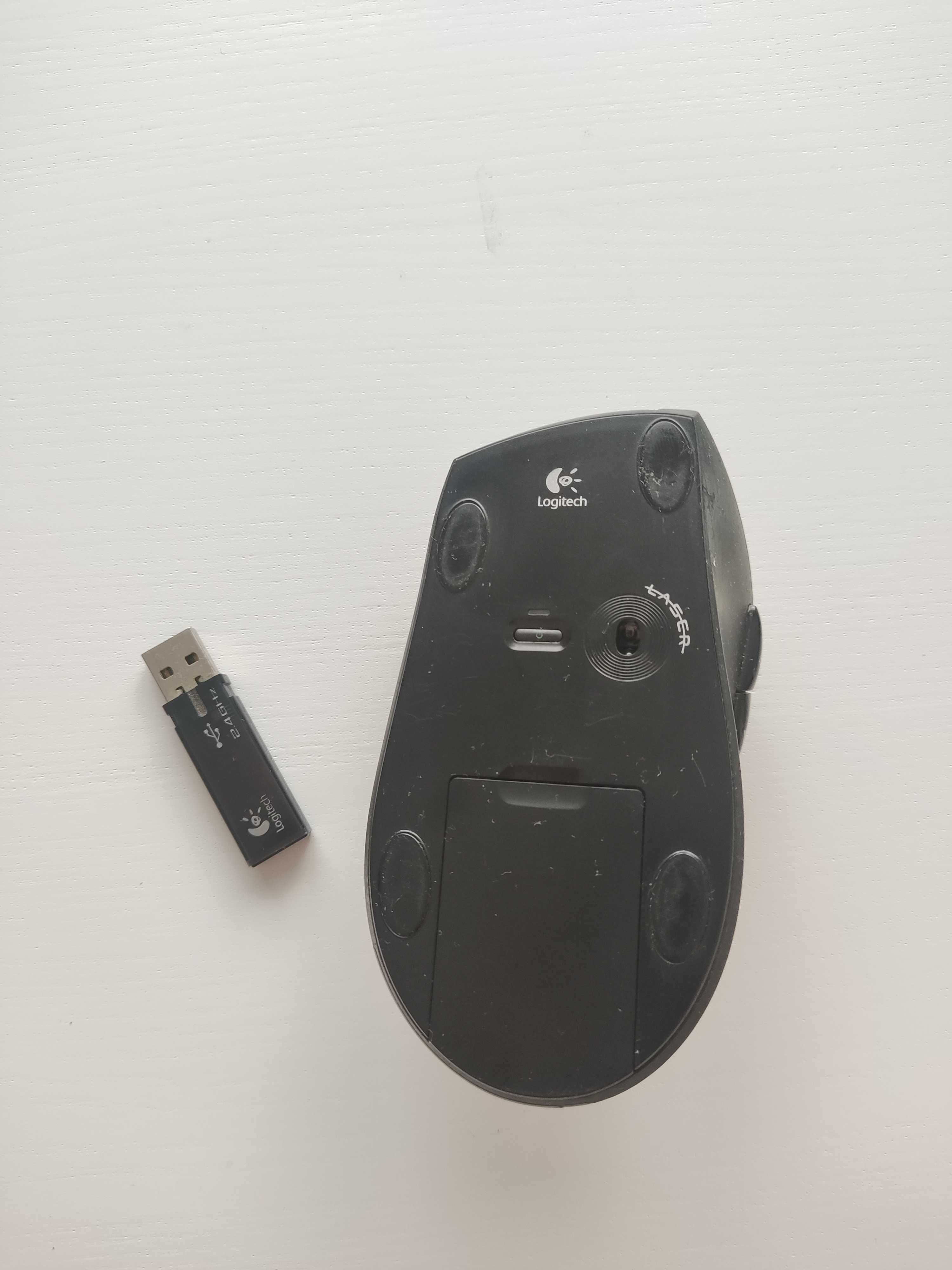 Rato ergonómico Logitech