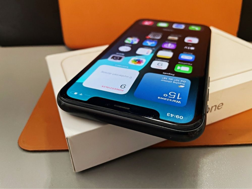 Iphone 11 64 gb.