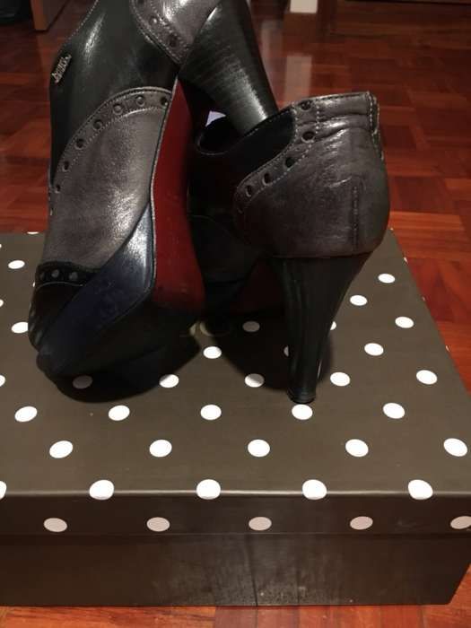 Sapatos salto alto 3cores