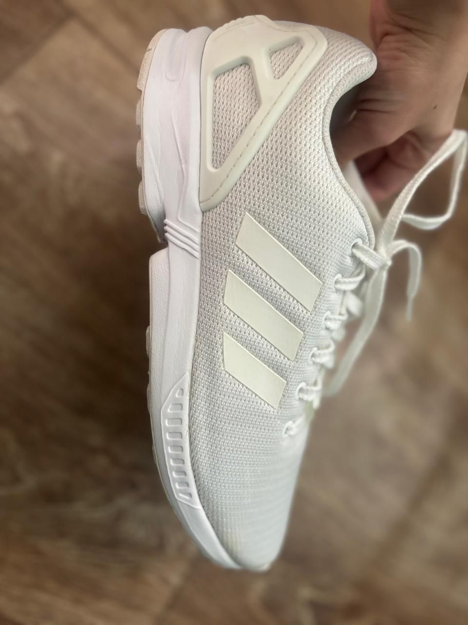 Кроссовки adidas torsion