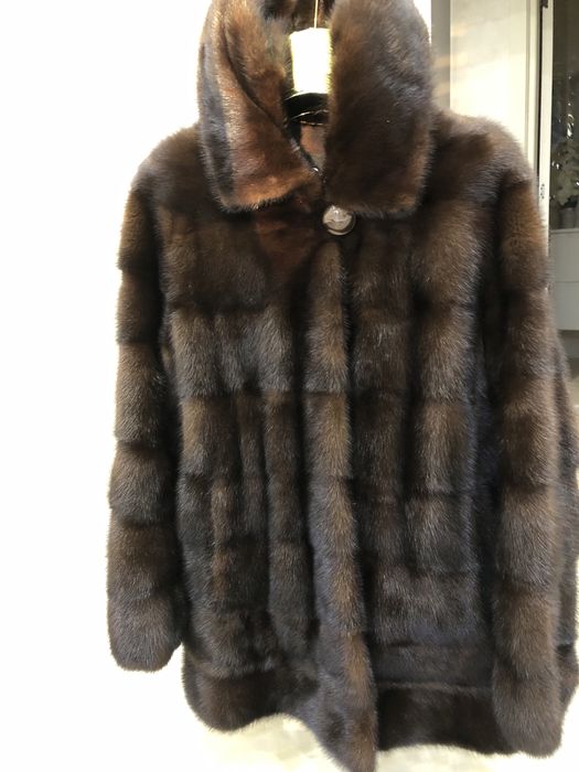 Норкова шуба . Автоледі. Італія.
