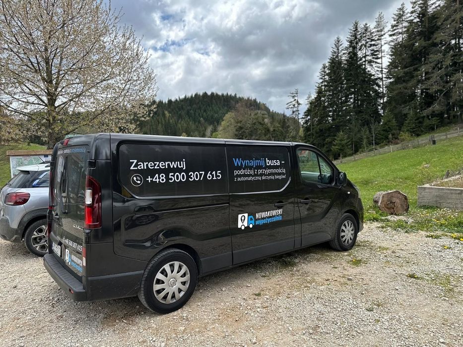 BUS 9 OSOBOWY Renault Trafic AUTOMAT NA WYNAJEM Wesela z kierowcą