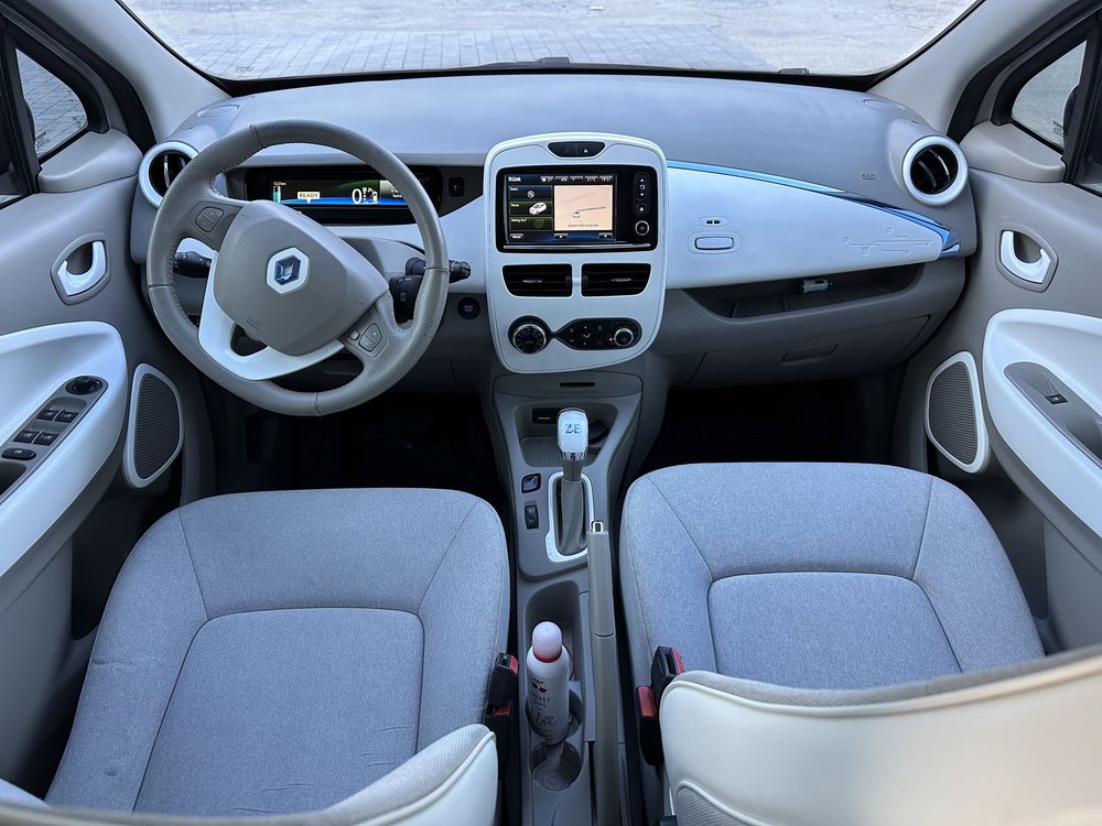 Renault Zoe рено 2014 22kw