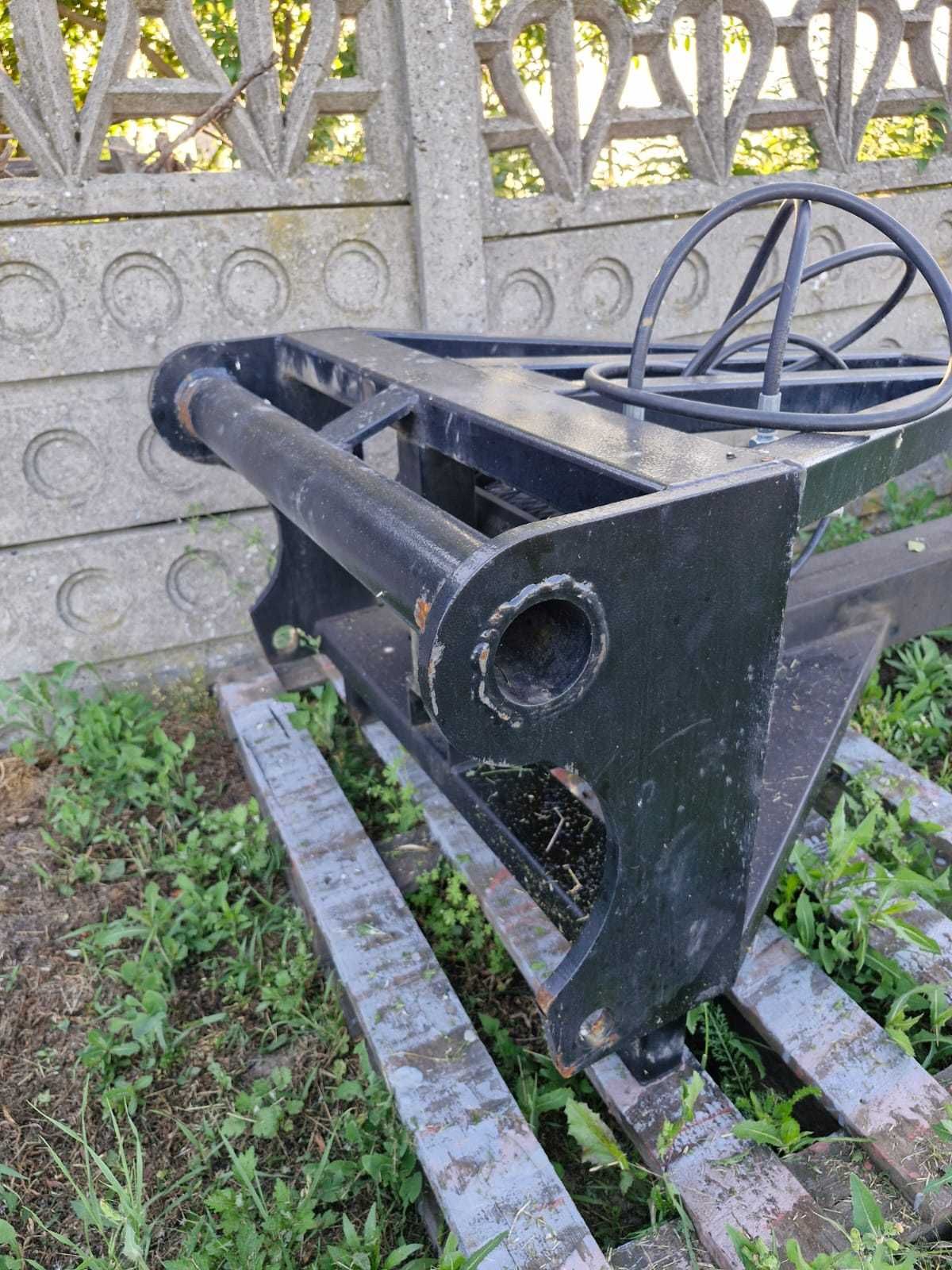 MANITOU bocian z wciągarką hydrauliczną 4 metry