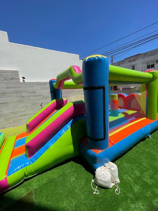 Aluga-se Insuflável