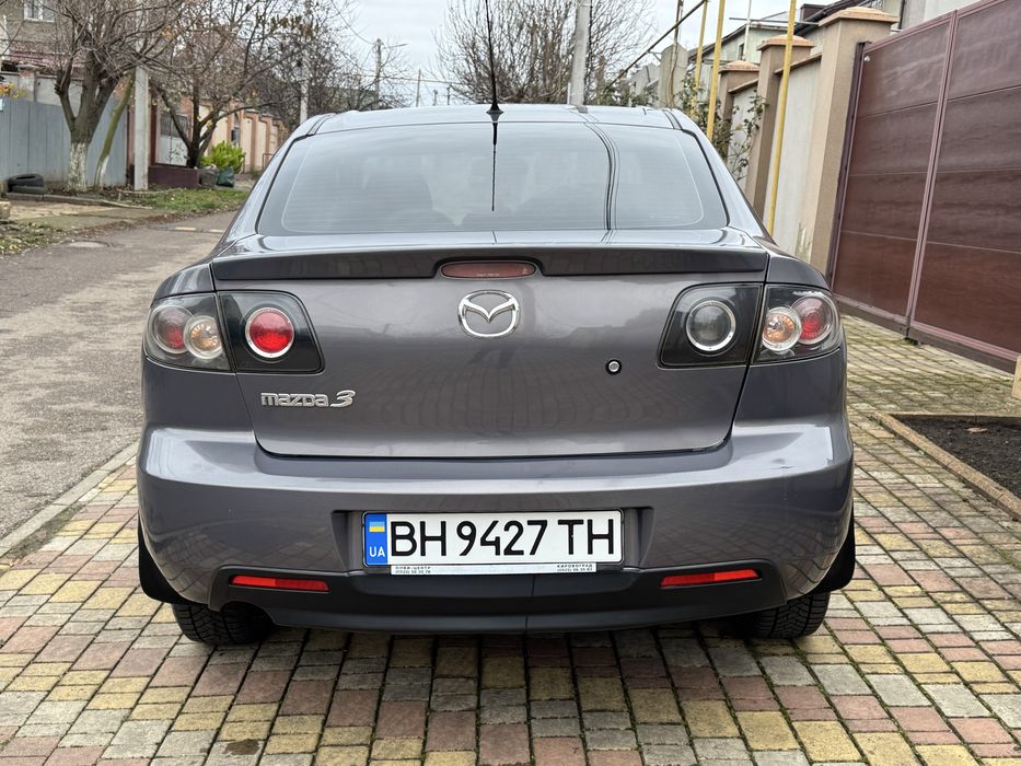 Продам Mazda 3 в очень ухоженном состоянии