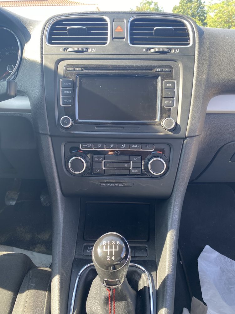 Volkswagen Golf 1.6 tdi