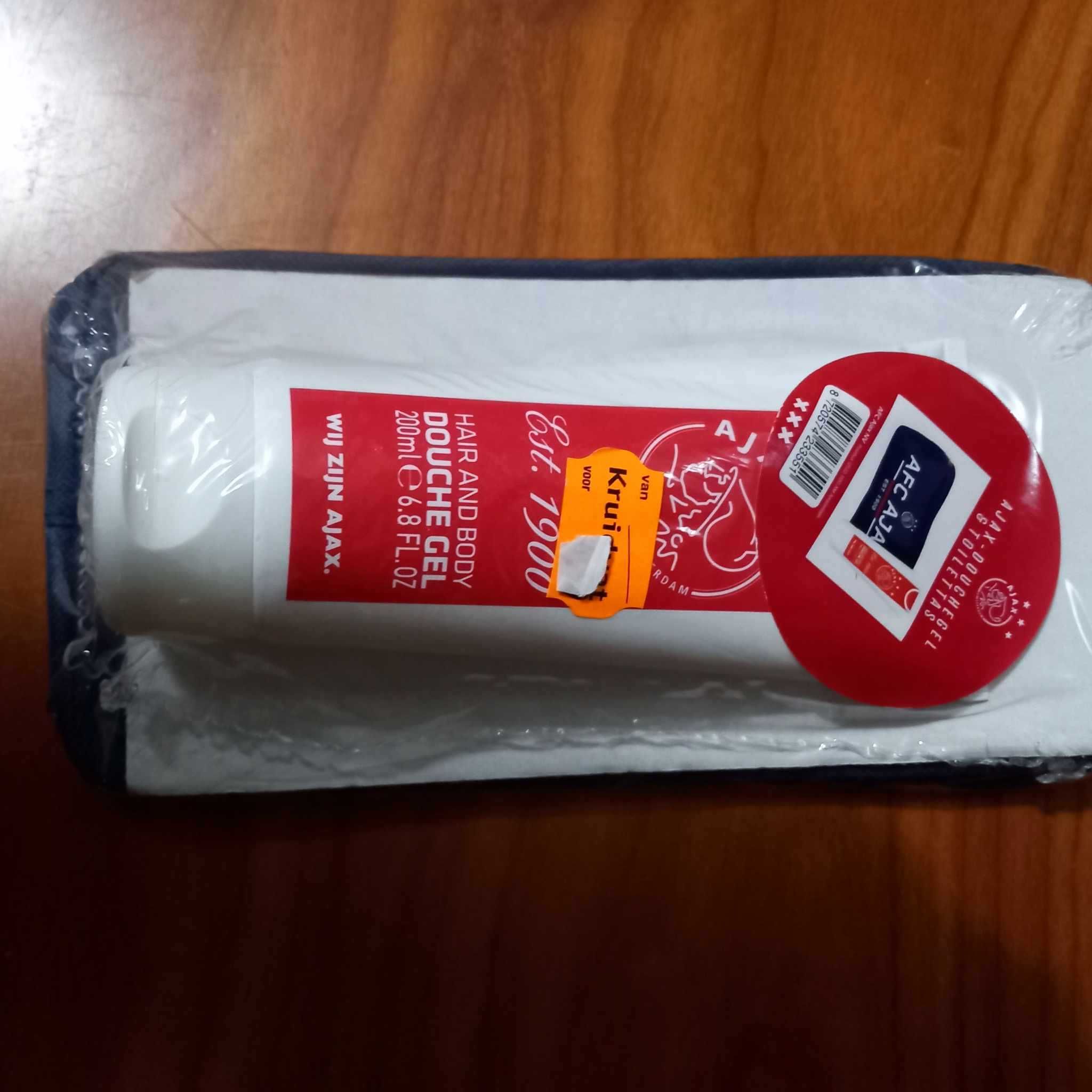 Ajax Gel de banho e estojo NOVO