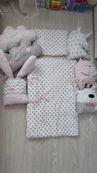 Дитяча кроватка ліжечко одіялко, подушка  і декор (подушечки на бортик