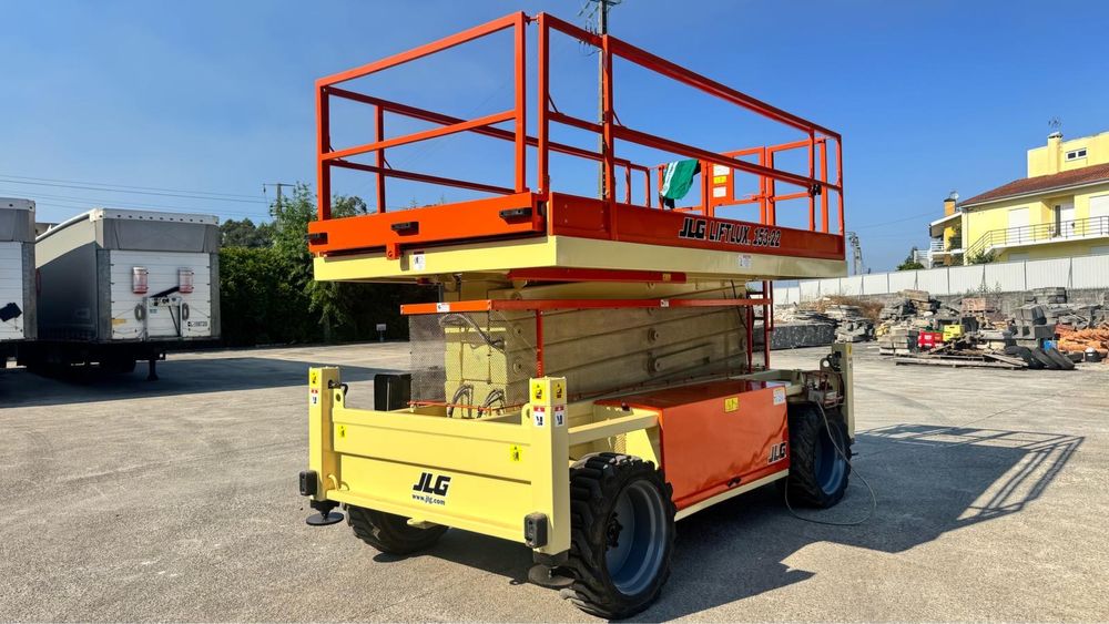 Maquina Tesoura JLG 153-22